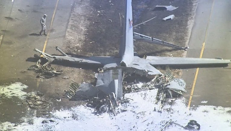 aerials plane crash WAGABCEME01_1.mpg_17.59.40.04_1525301872312.png.jpg