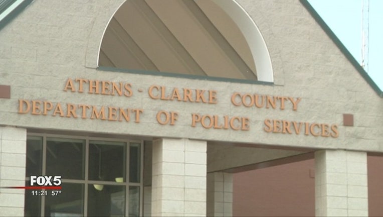 68d7e68b-Athens_Clarke_County_Police_battle_gangs_0_20180406040723
