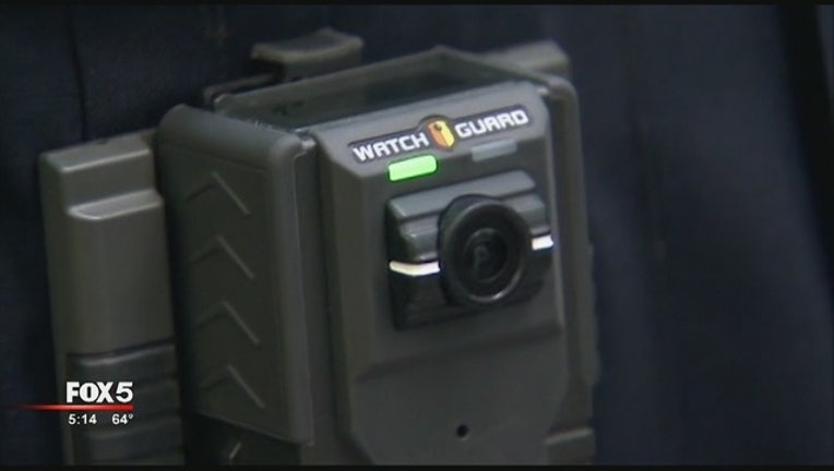 Body_Cameras_Are_Here_0_20151218001207