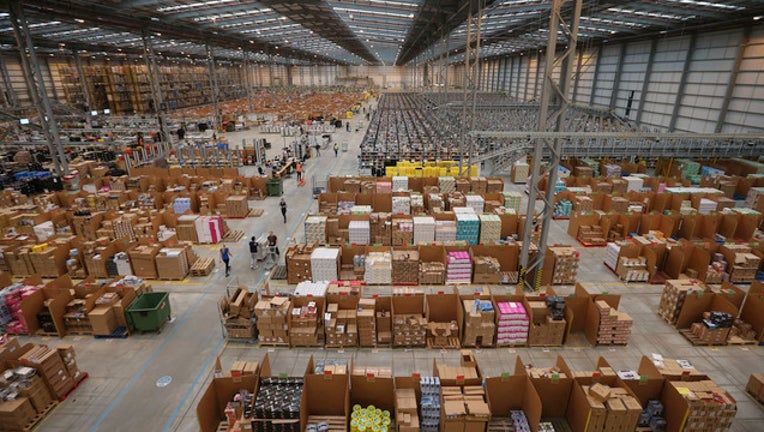 85186152-CYBER MONDAY AMAZON GETTY IMAGE_1511783266750-403440.jpg