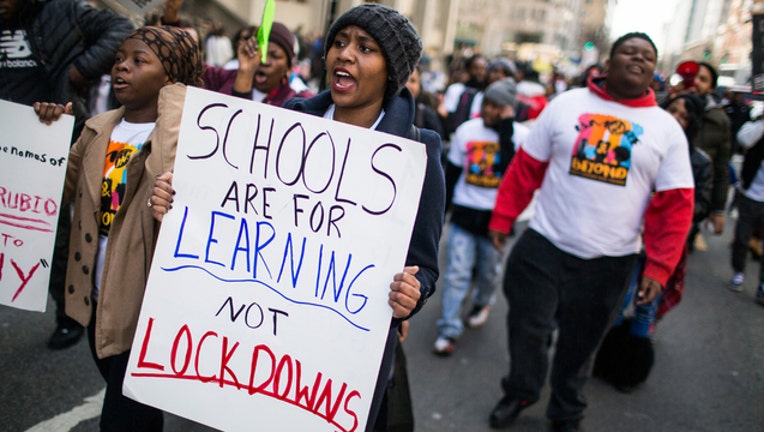 DC-PROTEST-MARCH-FOR-OUR-LIVES-GETTY_1539474437071-401720.jpg