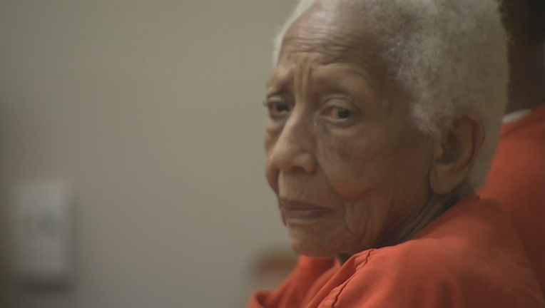 DORIS PAYNE ARREST COURT.mpg_10.40.55.22_1505486578844.png