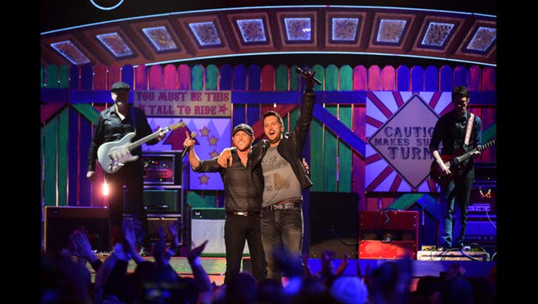 Cole Swindell and Luke Bryan-408795