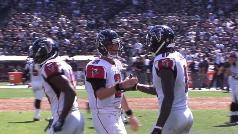 5b0f3ab2-Falcons Matt Ryan Julio Jones