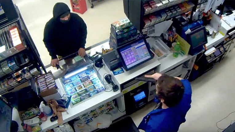 FOX ccso hatchet robbery video 052919_1559164915275.jpg-408200.jpg