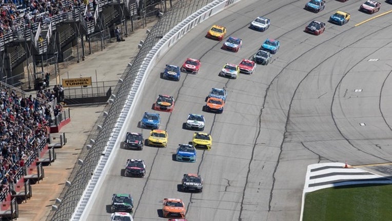 Folds of Honor QT Race NASCAR AMS_1478875762843.jpg