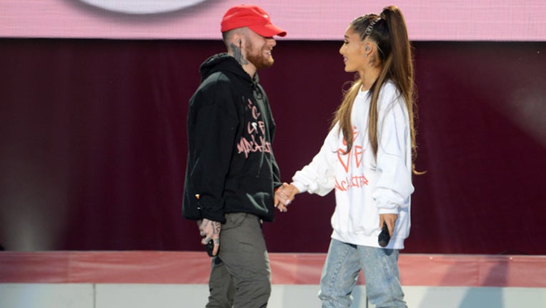 1bc4e109-GETTY Arianna Grande Mac Miller_1536961071273.jpg-407693.jpg