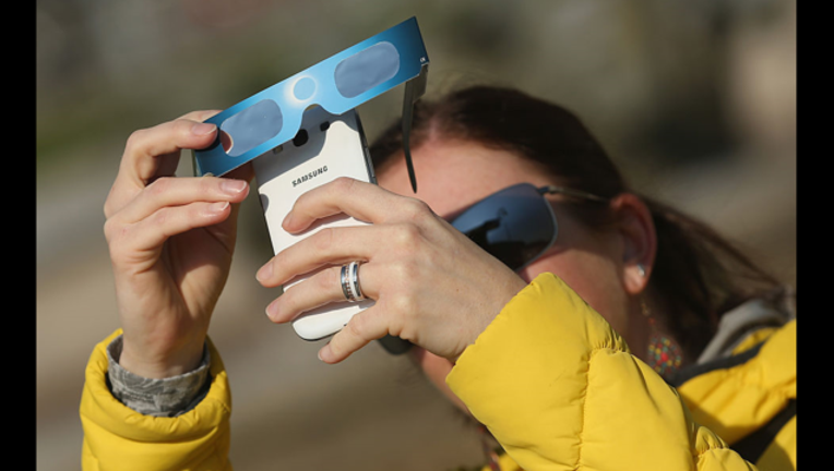 GETTY Solar Eclipse_1501799397997-407068.PNG