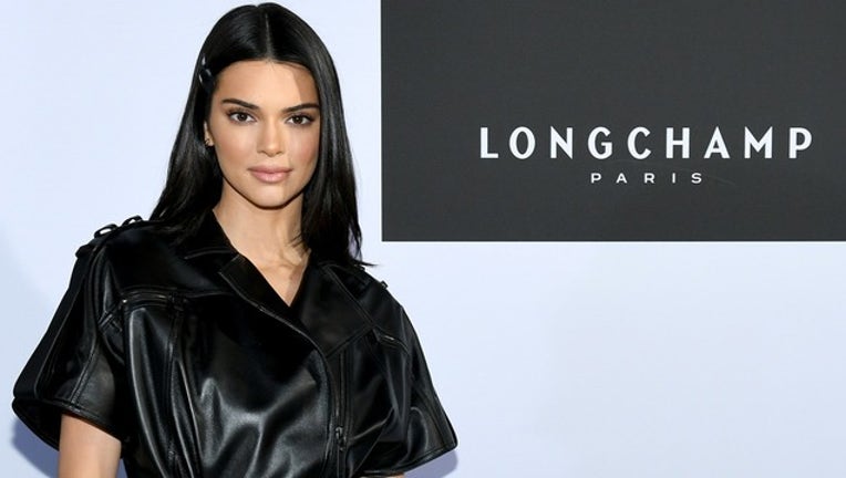 7111ed6f-GETTY_kendall jenner_033119_1554051007695.png-402429.jpg