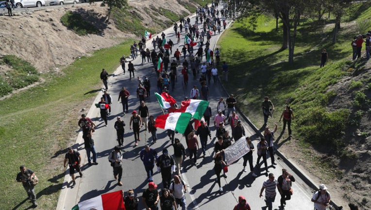 0a72f6e6-GETTY_775260602JM006_Anti_Immigra_1542588384804-408795