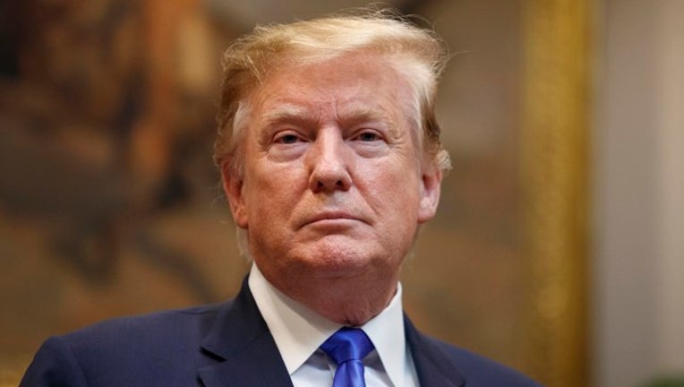 WHITEHOUSE_1555346469369-408200