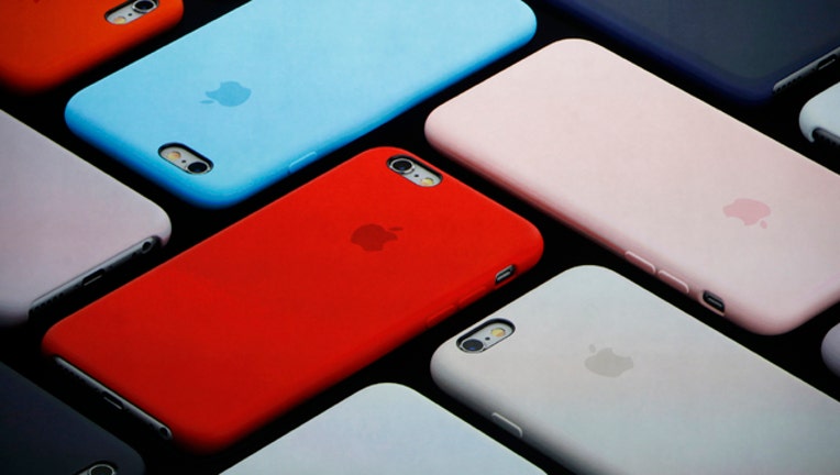 GETTY SMARTPHONE 050619-407693