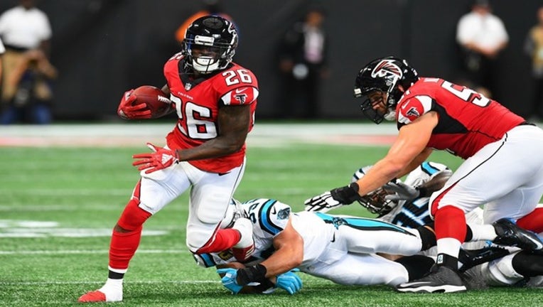 a590e3d7-GettyImages_FalconsvsPanthers_09132018_1537131770674.jpg