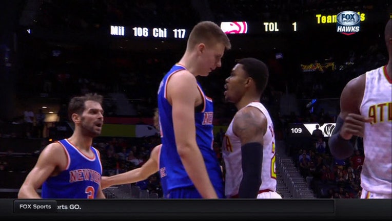 fbc79e60-HAWKS KNICKS_1452054096034.jpg