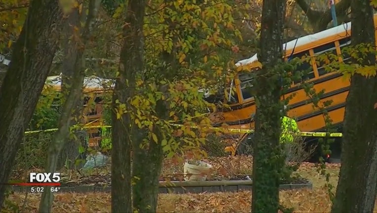 Investigation_in_Chattanooga_bus_crash_0_20161123011334