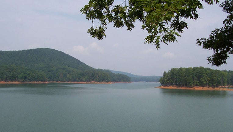 e124f6d2-Lake_Allatoona_Viewed_from_Red_Top_Mountain_State_Park,_2007_(Photo_by_HowardSF)_1533552734163.jpg