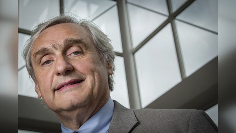 M-SAT JUDGE KOZINSKI_KTVUdcc5_146.mxf_00.00.01.25_1513609660075.png-405538.jpg