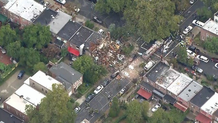 b3de08b2-NYC house explodes_1474982014311.jpg