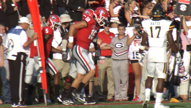 90ed281a-UGA QB Jacob Eason injured