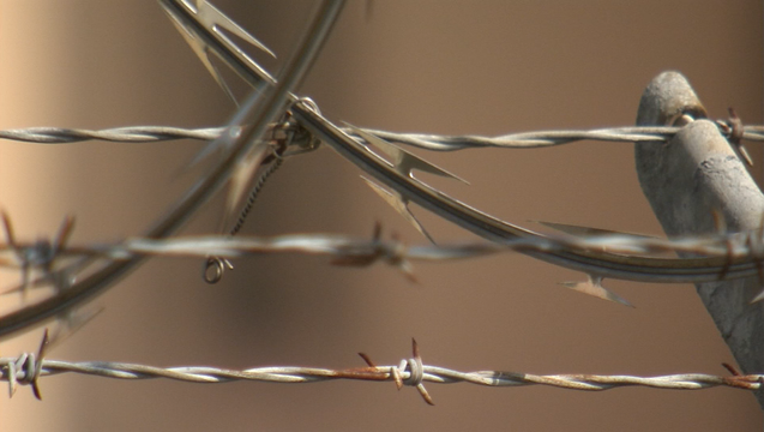 P GANGS IN FULTON COUNTY JAIL 10P _00.00.58.15_1490852243530.png