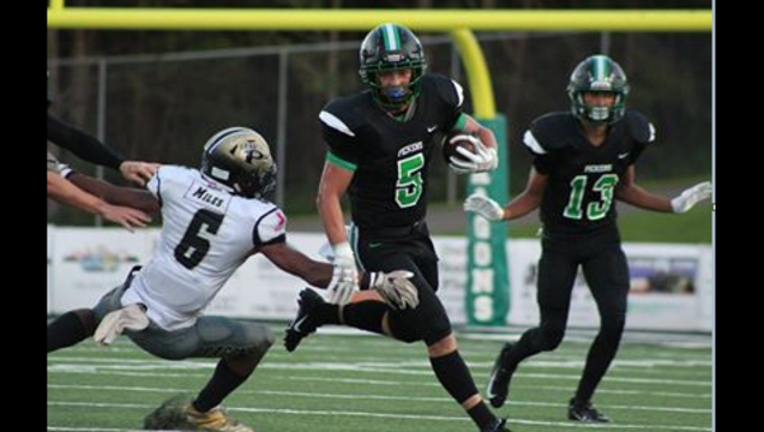 d3cdb75d-Pickens_WR_Zach_Goss,_Jr._after_the_catch_1538506175879.png