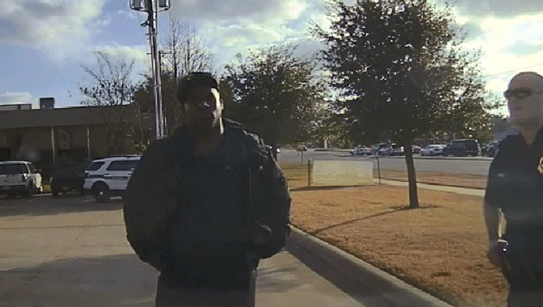 52470200-Ricky-Williams-Dash-Cam_1484860563651-407693.gif