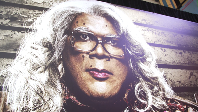 f9c9a715-S TYLER PERRY BOO MADEA PREMIERE_WAGA5447_146.mxf_00.00.42.00_1476710640762.png