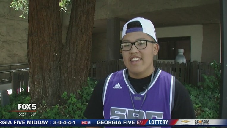 8822f22e-Teen_graduates_with_9_college_degrees_0_20170529095830