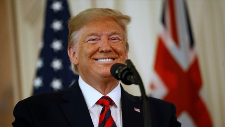 d245e43b-Trump_defends_himself_against_whistleblo_0_20190920181801-400801-400801