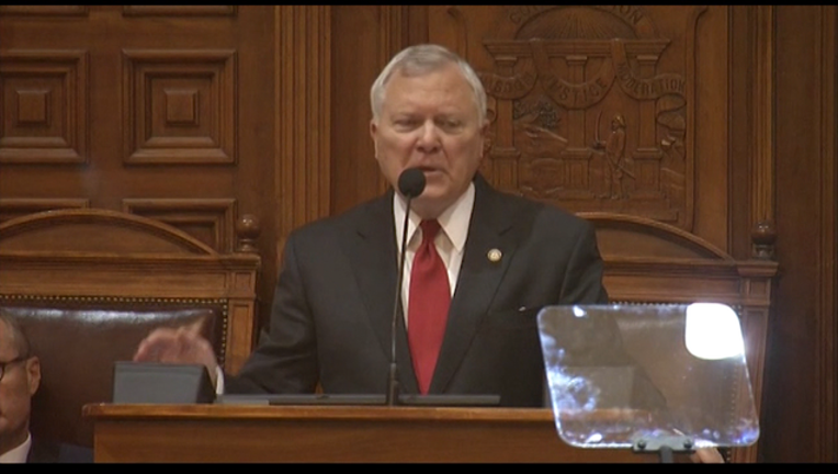 bdad3573-V DEAL STATE OF THE STATE 12P_00.00.58.06_1484157244290.png
