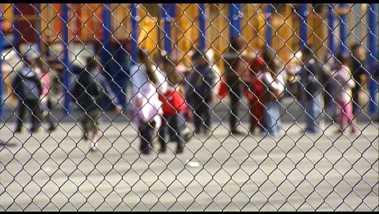 V DEAL STRUGGLING SCHOOLS BILL _00.00.21.15_1493289100604.png