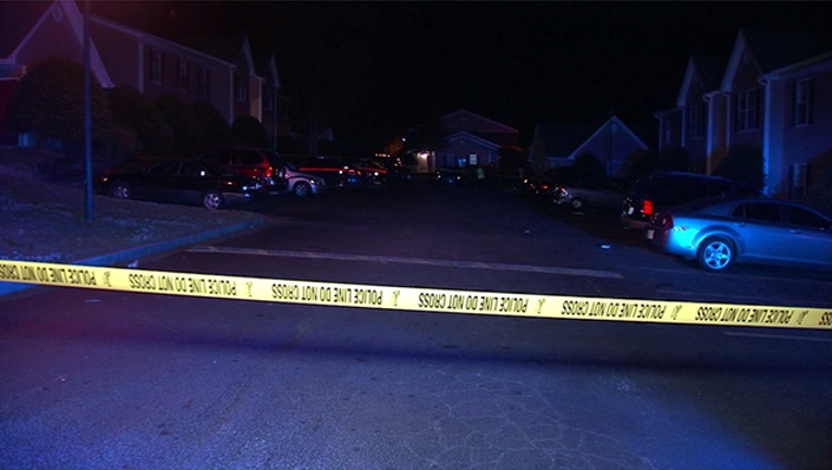 V FAIRBURN RD SHOOTING 1 5AM_00.00.03.29_1462787515093.png