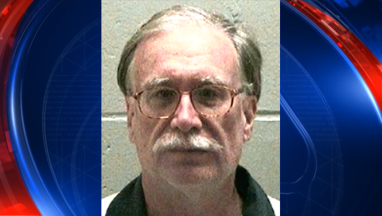 ed4ad795-V GREGORY LAWLER DEATH_00.00.28.17_1476845739019.png