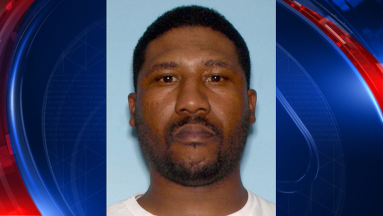 V HUSBAND ON THE RUN 10P _00.00.01.23_1478954873574.png