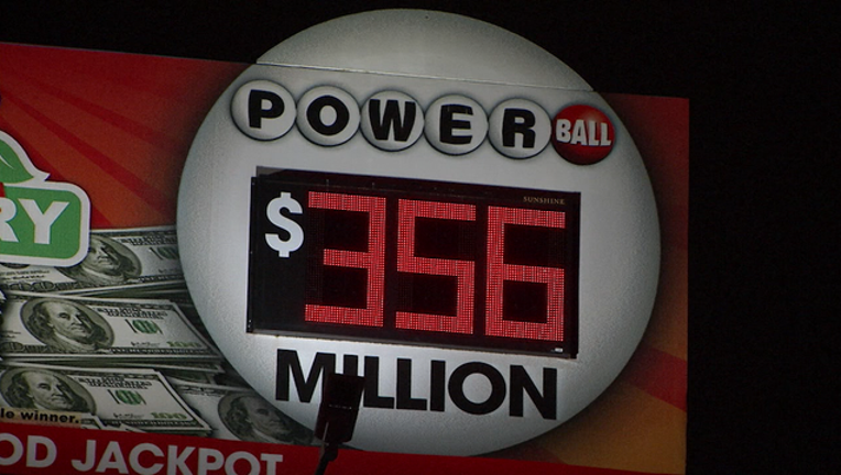 V POWERBALL DRAWING LAST NIGHT 5A_WAGA2935_146.mxf_00.00.32.17_1502362432095.png