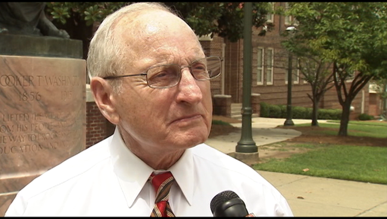 Vince Dooley_1448838721897.png