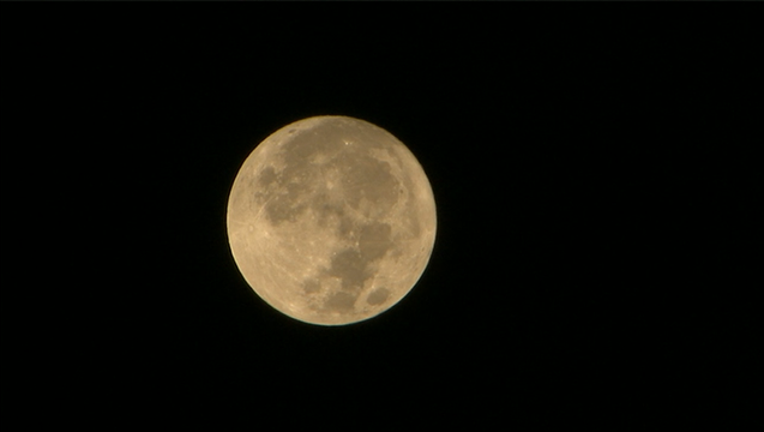 WGCL-LNS SUPERMOON 11-14-16.mpg_04.28.43.17_1479122798308.png