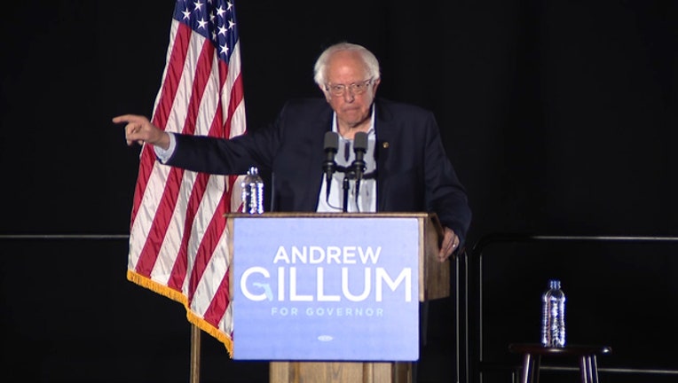 WOFL-Bernie-Sanders-Gillum-10312018_1541030463468-402429.jpg