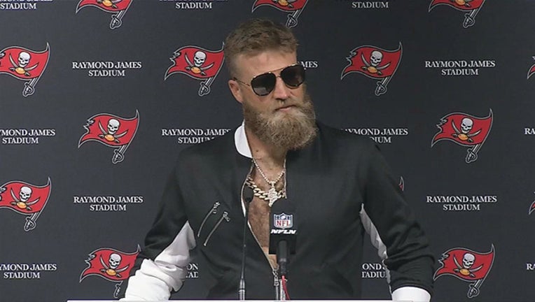 WTVT fitzgerald fashion_1537194297372.jpg-401385.jpg