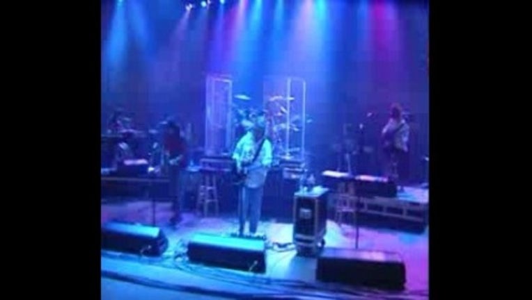 concert_1451862073514.jpg