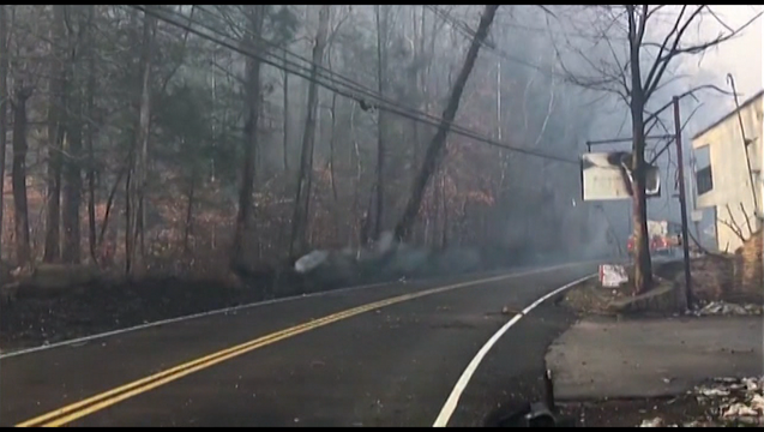 P SOUTHEAST WILDFIRES 10P _00.00.33.23_1480629519569.png