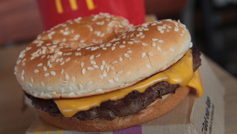 d3c978a1-GETTY_quarterpounder_110718_1541590916011-401385.jpg