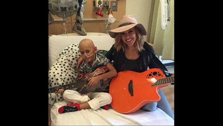 cancer patient at CHLA with Rachel Platten-407068