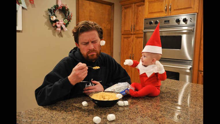 883007d2-elf-on-the-shelf-marshmellows-3_1450490543816_647282_ver1.0_640_360_1450556052039.jpg