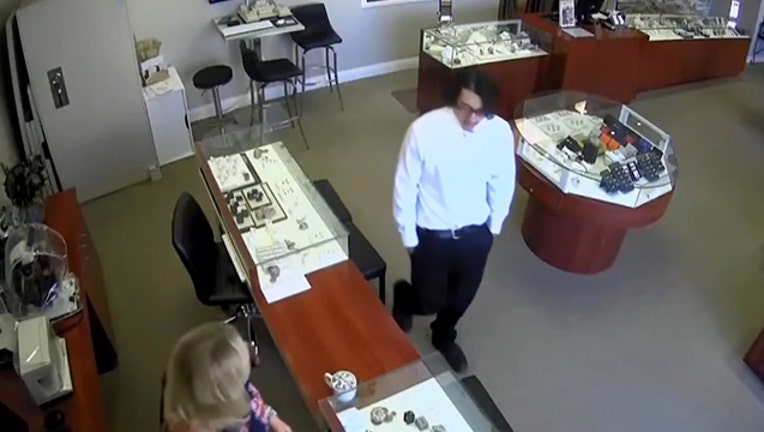 jewel-thief_1509073197325-402429.jpg