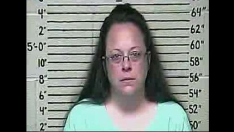 kentucky clerk_1441615455733.jpg