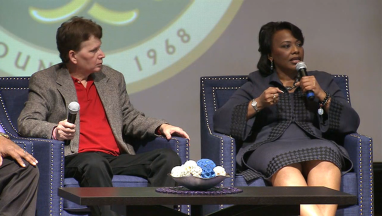 0e975bba-mlk center whaley_3.mpg_19.16.01.02_1484691111374.png