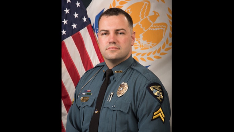 eebcdca7-officer saves man_1458315020981.jpg