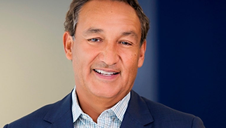 a9c4fd85-oscar-munoz_1491941206526-404023.jpg