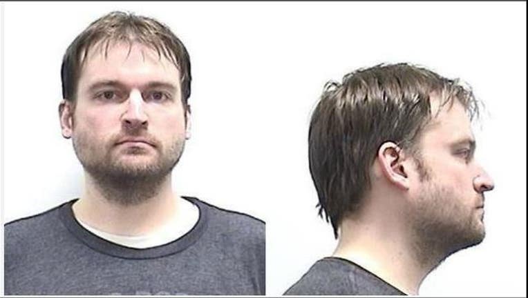 8999278b-peeping arrest_1507565930448.JPG